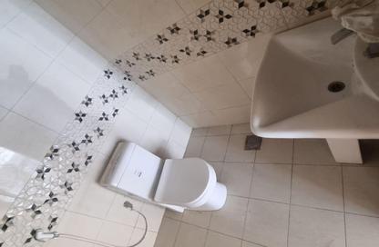 Whole Building - Studio - 2 Bathrooms for rent in Al Nabba - Sharjah