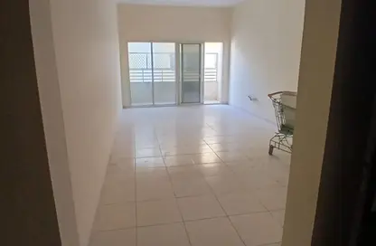 Apartment - 3 Bedrooms - 3 Bathrooms for rent in Abna Saqer Building - Al Hamidiya 1 - Al Hamidiya - Ajman
