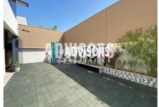 58176107 - Property Image 2