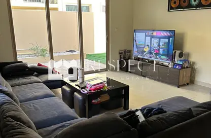 فيلا - 4 غرف نوم - 4 حمامات للبيع في مجتمع الياسمين - حدائق الراحة - أبوظبي