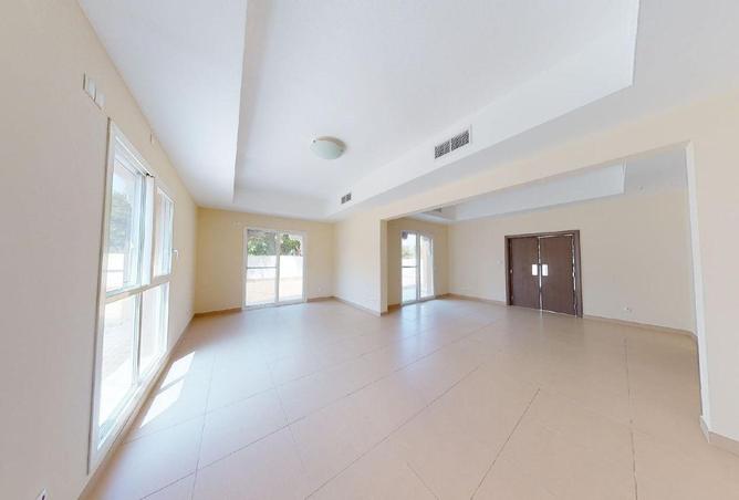 80676790 - Property Main Image