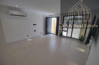 Bungalow - Studio - 2 for rent in Al Barsha South 2 - Al Barsha South - Al Barsha - Dubai