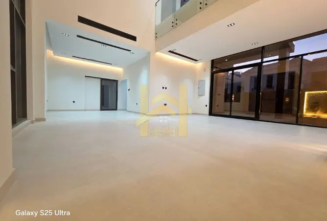 166075965 - Property Image 3