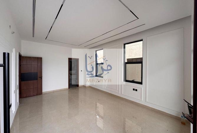 73850178 - Property Image 3