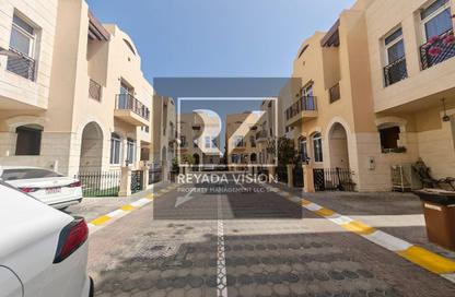 Villa - 5 - 6 for rent in Al Qurm Gardens - Al Qurm - Abu Dhabi