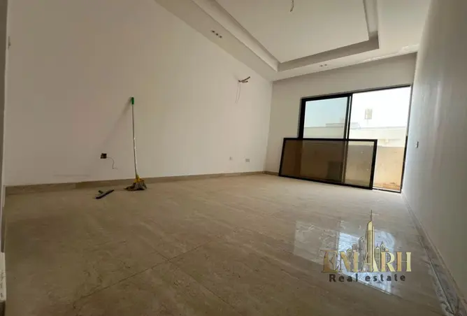 153730335 - Property Image 3