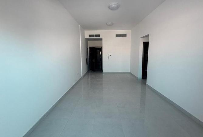 57381222 - Property Image 2