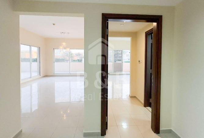 56557289 - Property Image 2