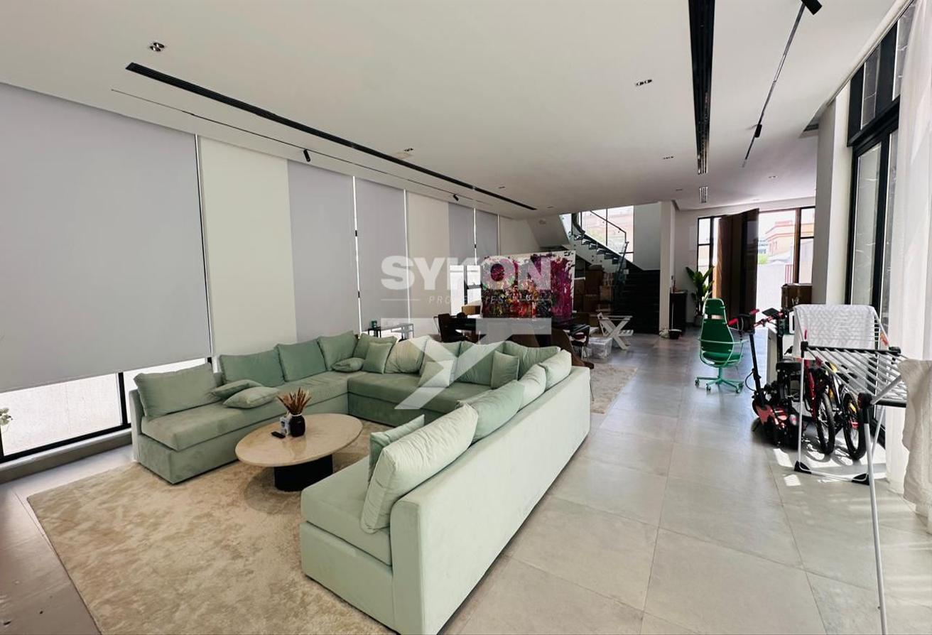 ULTRA MODERN | LUXURY VILLA WITH POOL | BARSHA photo 8