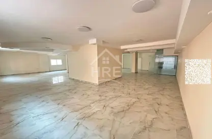 مكتب - غرفة نوم - 4 حمامات للايجار في 3 المويهات - المويهات - عجمان