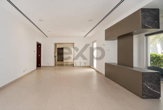 145047409 - Property Image 2