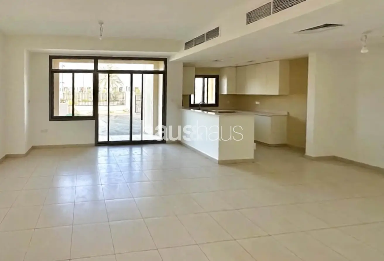 153730408 - Property Main Image