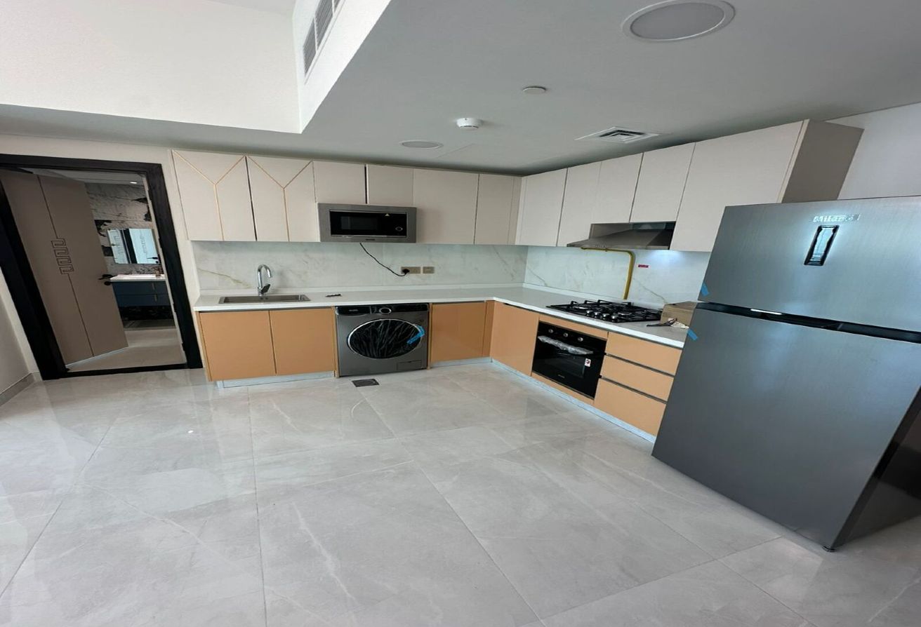 Equipped Kitchen I Brand New I Motor City View