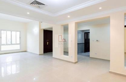 Villa - 4 - 4 for rent in Mushrif Gardens - Al Mushrif - Abu Dhabi