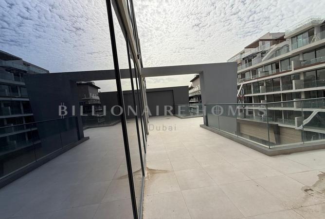 Brand New | Opposite Circle Mall | Spacious Unit photo 3