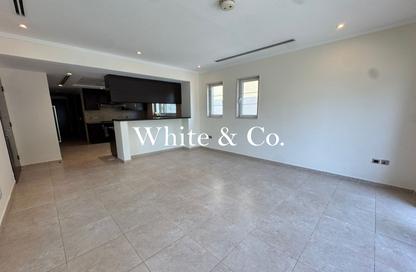 Villa - 3 - 3 for rent in District 5 - Jumeirah Park - Dubai