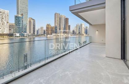 Duplex - 3 Bedrooms - 5 Bathrooms for sale in Peninsula Four - Peninsula - Business Bay - Dubai