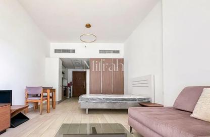 Apartment - Studio - 1 Bathroom for rent in Azizi Aliyah - Dubai Healthcare City 2 - Al Jaddaf - Dubai