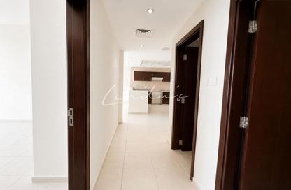 Apartment - 2 - 3 for rent in Royal Residence 1 - Royal Residence - Dubai Sports City - Dubai