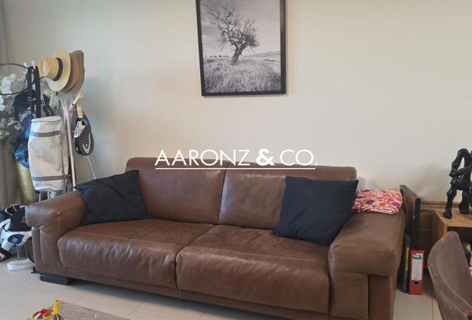 81931907 - Property Image 3