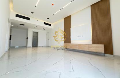 Apartment - 1 - 2 for rent in International City Phase 2 (Al Warsan 4) - Dubai Apartment - 1 - 2 for rent in International City Phase 2 (Al Warsan 4) - Dubai