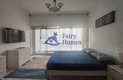 Apartment - Studio - 1 Bathroom for rent in Burj Al Nujoom - Downtown Dubai - Dubai