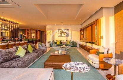 Apartment - 4 - 5 for sale in Volante 2 - Business Bay - Dubai