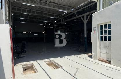 Warehouse - Studio for rent in Al Qusais - Dubai