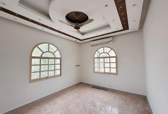 113715876 - Property Image 3
