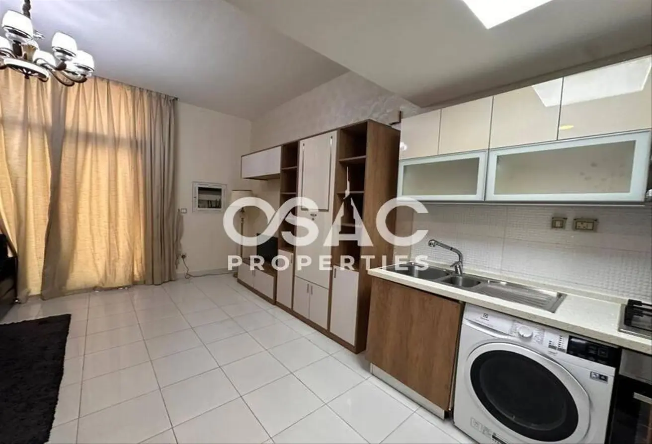 103705340 - Property Main Image