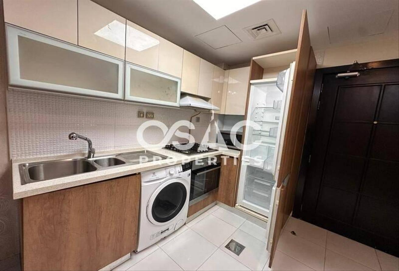 Spacious Studio | Unfurnished | Ready to Move In photo 9