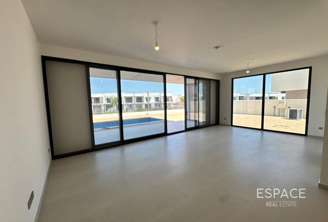 132512971 - Property Image 2