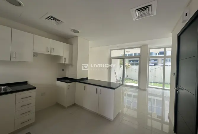 123365169 - Property Image 3