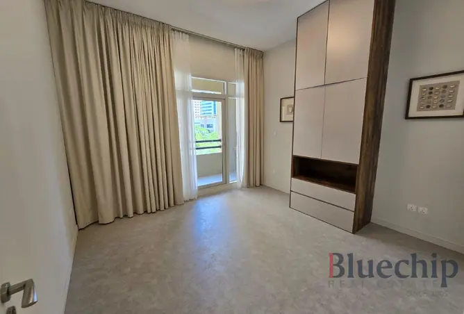 157351025 - Property Image 3