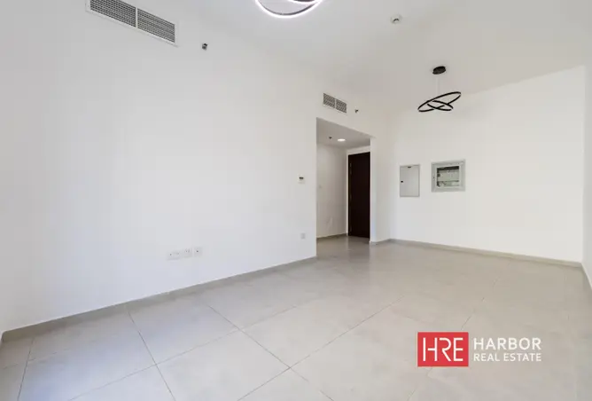152814031 - Property Image 2