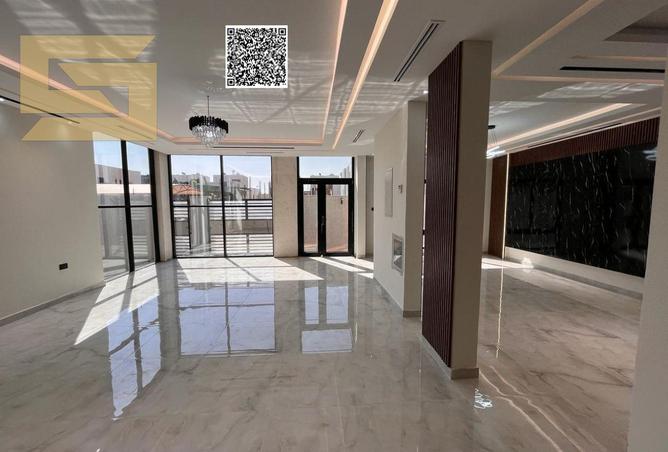 124286001 - Property Image 3
