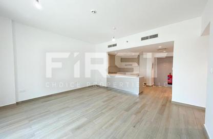 Apartment - 2 Bedrooms - 3 Bathrooms for sale in Waters Edge - Yas Island - Abu Dhabi