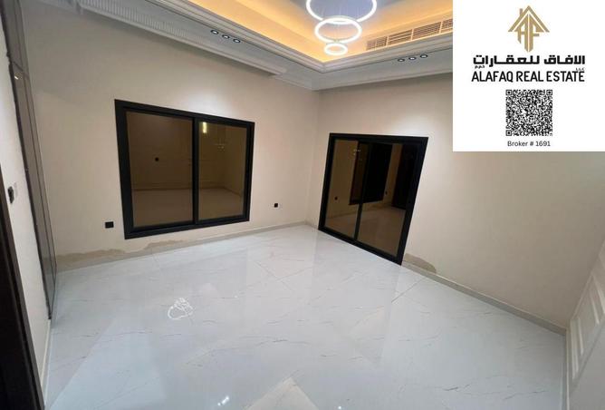 76163342 - Property Image 2