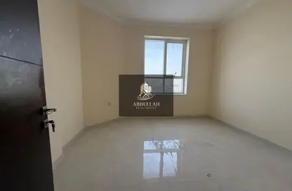 شقة - غرفة نوم - 1 حمام للايجار في بناية مويليح 3 - مويلح - الشارقة