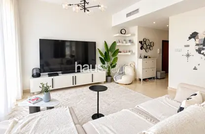Apartment - 1 Bedroom - 2 Bathrooms for rent in The Fairways West - The Fairways - The Views - Dubai