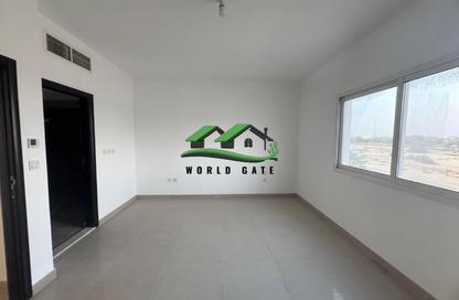 Townhouse - 3 - 4 for sale in Arabian Style - Al Reef Villas - Al Reef - Abu Dhabi