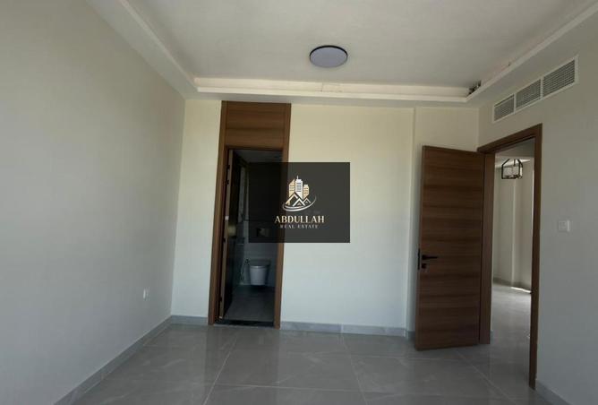 80253078 - Property Image 3