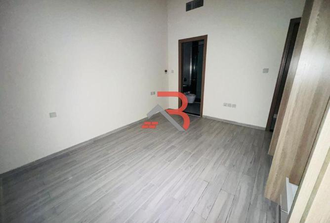 74246985 - صورة العقار 2