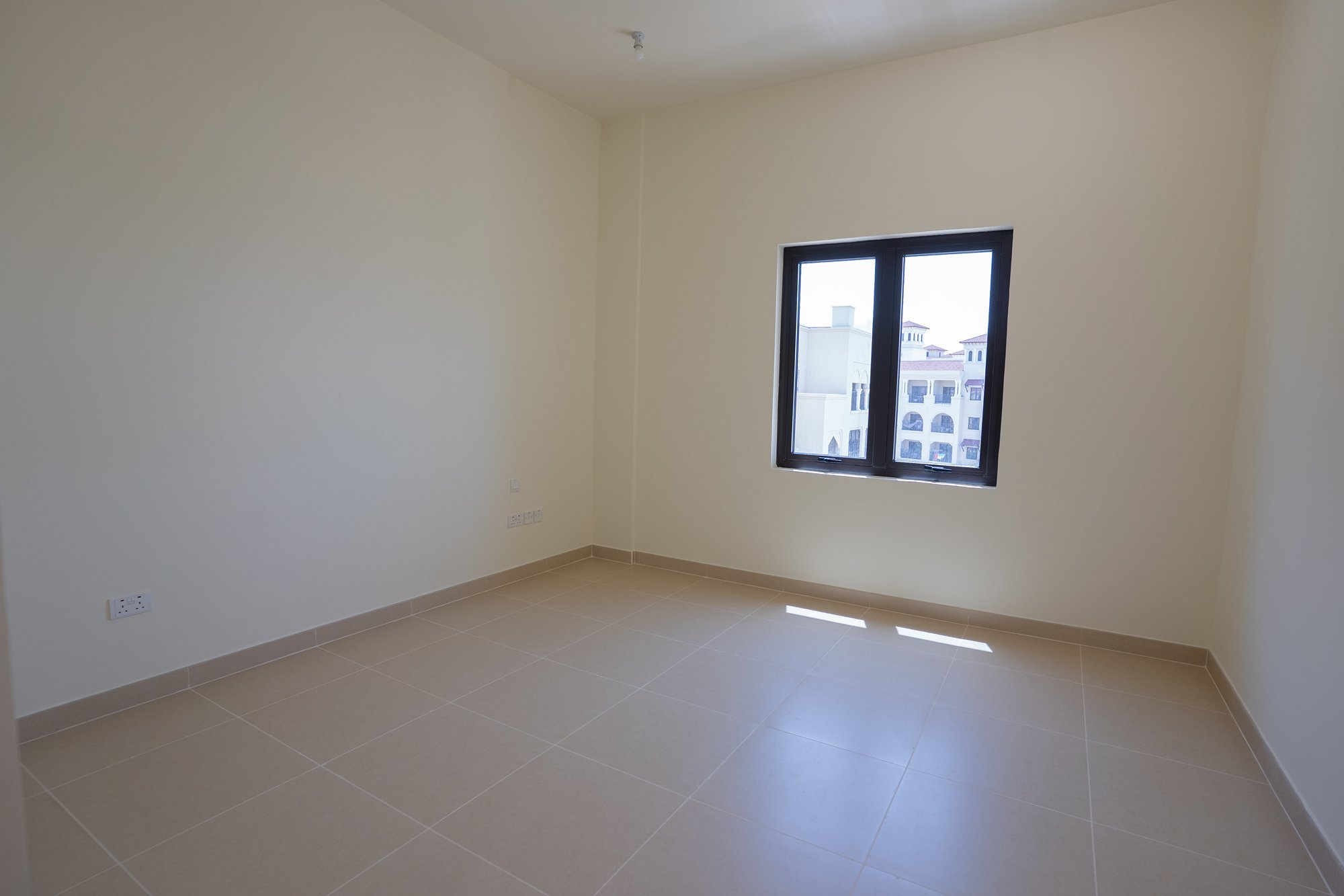 Partial Sea View | Spacious Apartment | Vacant