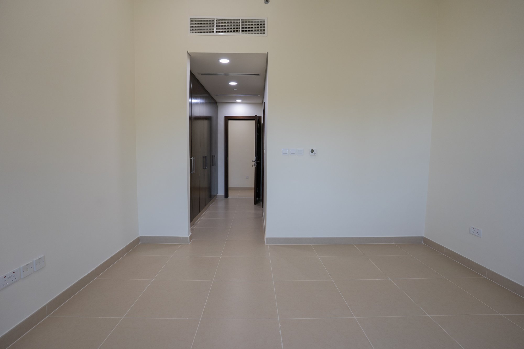 Partial Sea View | Spacious Apartment | Vacant