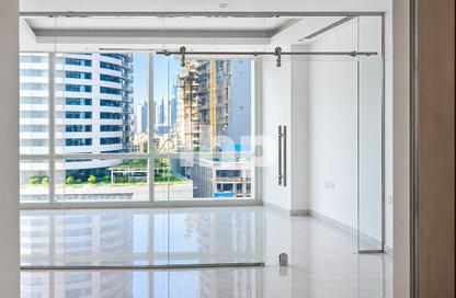 Office Space - Studio for rent in Tamani Art Tower - Business Bay - Dubai