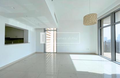 Apartment - 1 Bedroom - 2 Bathrooms for rent in Boulevard Crescent Tower 1 - BLVD Crescent - Downtown Dubai - Dubai