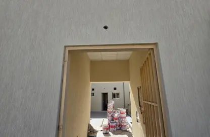 فيلا - 6 غرف نوم - 6 حمامات للايجار في القادسية - الحيرة - الشارقة فيلا - 6 غرف نوم - 6 حمامات للايجار في القادسية - الحيرة - الشارقة