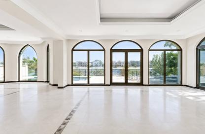 Villa - 4 - 5 for sale in Garden Homes Frond M - Garden Homes - Palm Jumeirah - Dubai