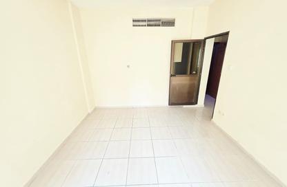 Apartment - 1 - 1 for rent in Fire Station Road - Muwaileh - Sharjah